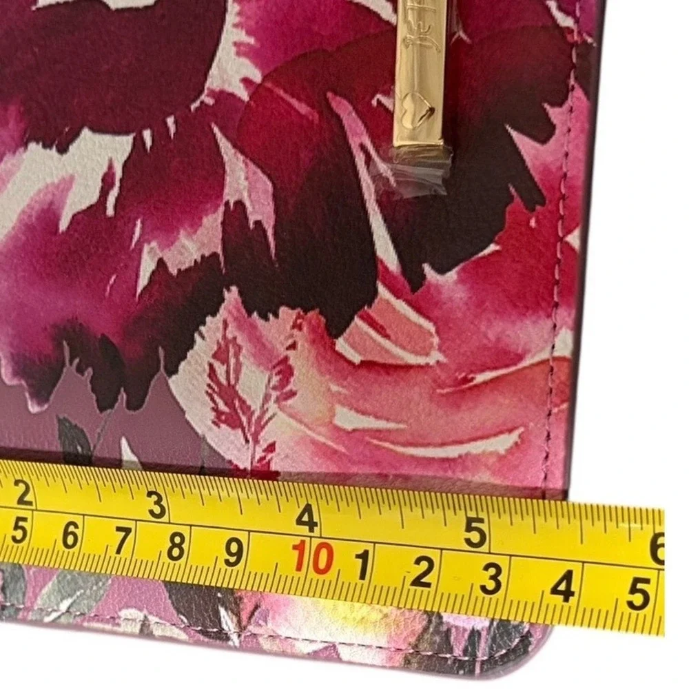 NWOT‎ Betsey Johnson Floral Wristlet Pouch Pink Rose Watercolor Clutch